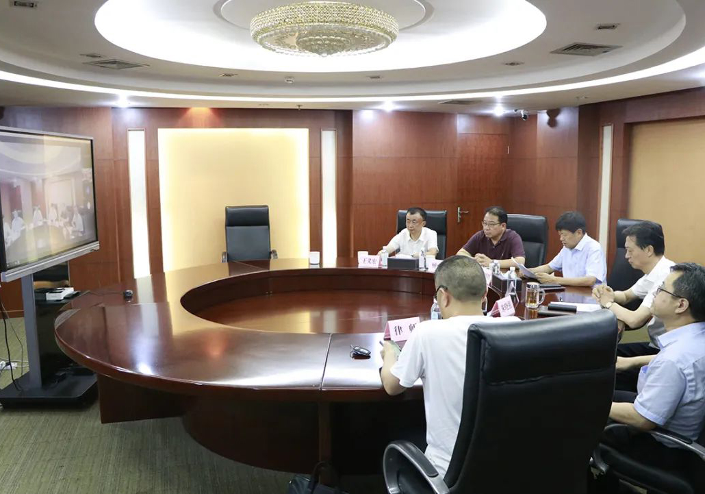 公司召開2022年度股東大會年會